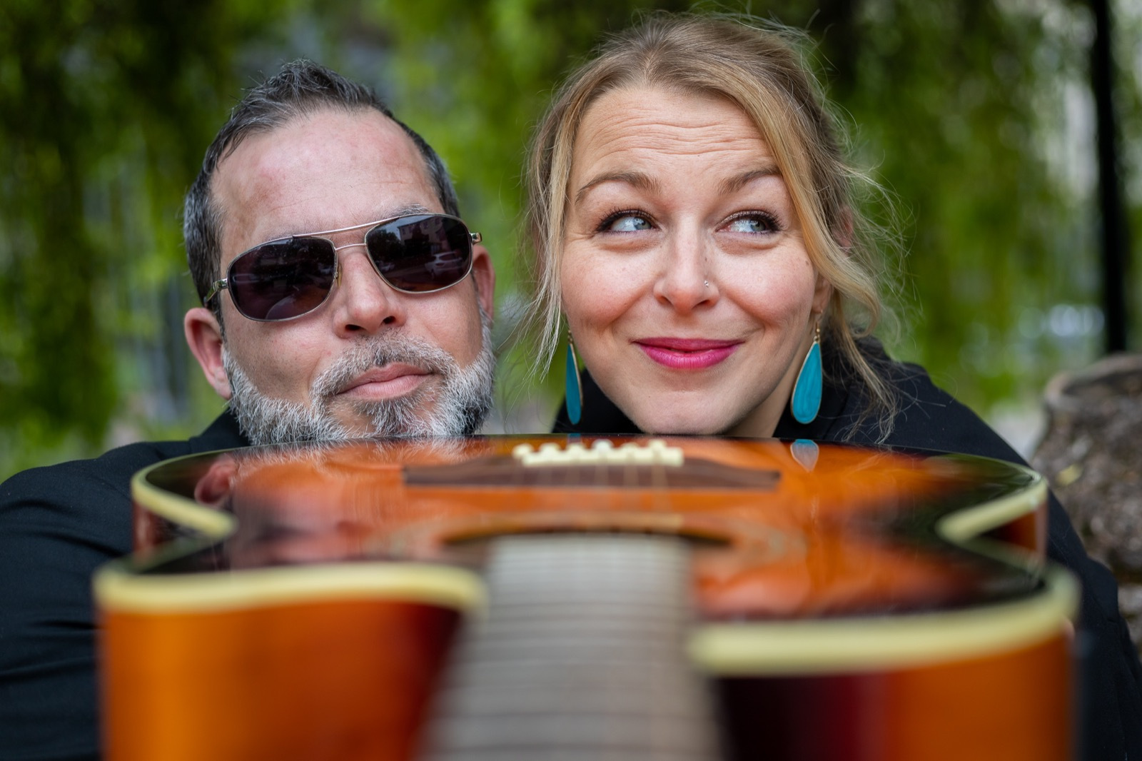 Smile Elegant Acoustic Live Music For All Events